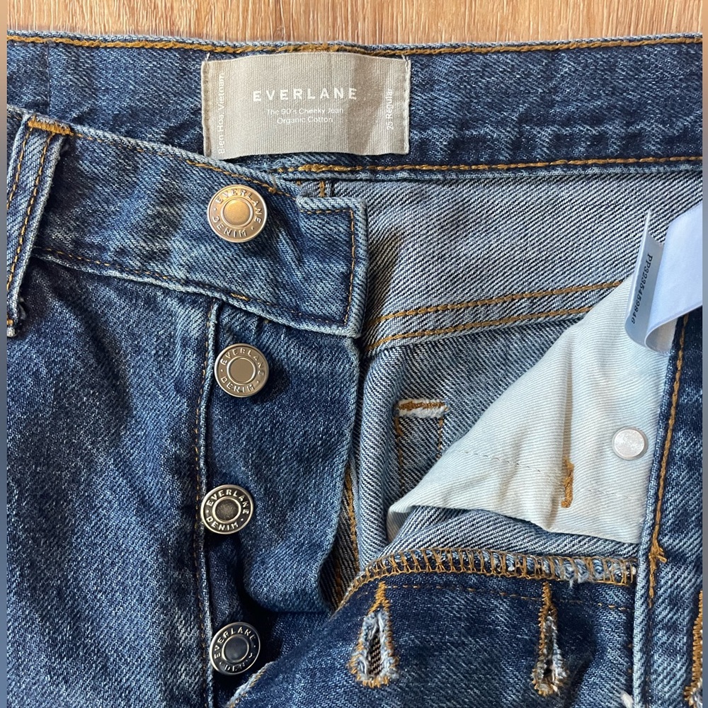 Everlane The 90’s Cheeky Jeans - Picture 5 of 9